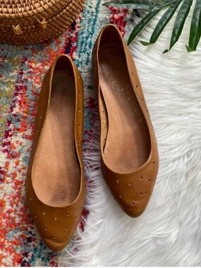 Madewell Tan Brown Leather Slip On Flats Size 6.5